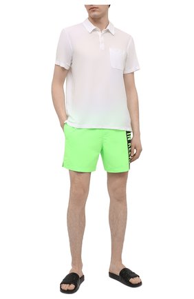 Мужские плавки-шорты CALVIN KLEIN светло-зеленого цвета по цене 7495 руб., арт. KM0KM00542 | Фото 2 Мужские плавки-шорты CALVIN KLEIN светло-зеленого цвета, арт. KM0KM00542 | Фото 2