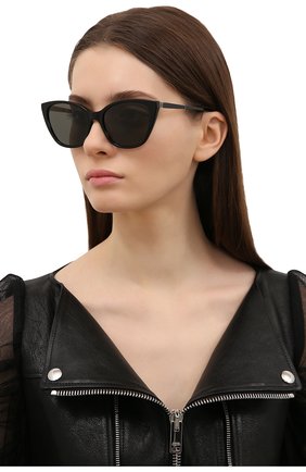 Женские солнцезащитные очки SAINT LAURENT черного цвета по цене 33800 руб., арт. SL M69 004 | Фото 2 Женские солнцезащитные очки SAINT LAURENT черного цвета, арт. SL M69 004 | Фото 2