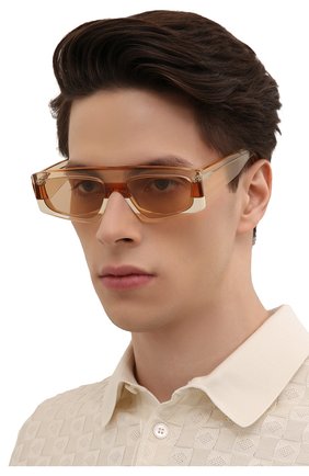 Женские солнцезащитные очки JACQUEMUS оранжевого цвета по цене 0 руб., арт. LES LUNETTES YAUC0 SHADE 0F 0RANGE | Фото 3 Женские солнцезащитные очки JACQUEMUS оранжевого цвета, арт. LES LUNETTES YAUC0 SHADE 0F 0RANGE | Фото 3 (Кросс-КТ: С/з-унисекс; Региональные ограничения белый список (Axapta Mercury): RU; Тип очков: С/з; Оптика Гендер: оптика-унисекс; Очки форма: Прямоугольные)
