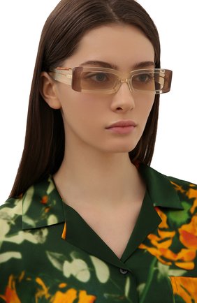 Женские солнцезащитные очки JACQUEMUS бежевого цвета по цене 38100 руб., арт. LES LUNETTES 97 YELL0W | Фото 2 Женские солнцезащитные очки JACQUEMUS бежевого цвета, арт. LES LUNETTES 97 YELL0W | Фото 2