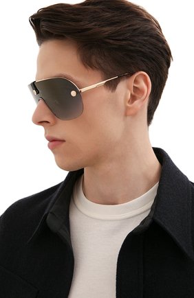 Женские солнцезащитные очки + клип CARRERA золотого цвета по цене 28600 руб., арт. CA EPICA II LKS | Фото 4 Женские солнцезащитные очки + клип CARRERA золотого цвета, арт. CA EPICA II LKS | Фото 4 (Очки форма: Маска; Тип очков: С/з; Оптика Гендер: оптика-унисекс)