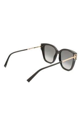 Женские солнцезащитные очки GIVENCHY черного цвета по цене 26200 руб., арт. 7191 807 | Фото 4 Женские солнцезащитные очки GIVENCHY черного цвета, арт. 7191 807 | Фото 4 (Тип очков: С/з; Оптика Гендер: оптика-женское; Очки форма: Бабочка)