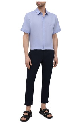 Мужская льняная рубашка DOLCE & GABBANA голубого цвета по цене 47250 руб., арт. G5EX4Z/GE052 | Фото 2 Мужская льняная рубашка DOLCE & GABBANA голубого цвета, арт. G5EX4Z/GE052 | Фото 2 (Материал внешний: Лен; Рукава: Короткие; Длина (для топов): Стандартные; Случай: Повседневный; Воротник: Кент; Рубашки М: Classic Fit; Принт: Однотонные; Стили: Кэжуэл)