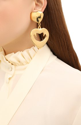 Женские клипсы SAINT LAURENT золотого цвета по цене 52550 руб., арт. 650842/Y1500 | Фото 2 Женские клипсы SAINT LAURENT золотого цвета, арт. 650842/Y1500 | Фото 2