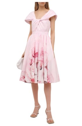 Женское хлопковое платье ALEXANDER MCQUEEN светло-розового цвета по цене 273000 руб., арт. 651720/QCADD | Фото 2 Женское хлопковое платье ALEXANDER MCQUEEN светло-розового цвета, арт. 651720/QCADD | Фото 2