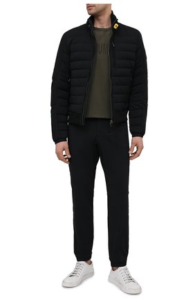 Мужской пуховый бомбер junior PARAJUMPERS черного цвета по цене 52950 руб., арт. VA01/JUNI0R | Фото 2 Мужской пуховый бомбер junior PARAJUMPERS черного цвета, арт. VA01/JUNI0R | Фото 2