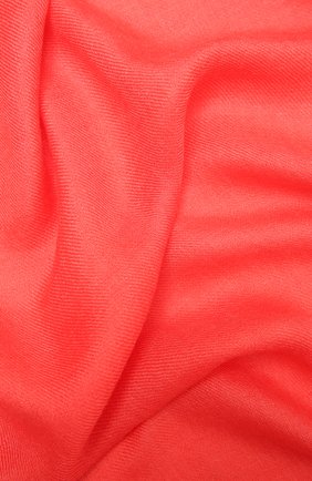 Женский шарф aria из смеси кашемира и шелка LORO PIANA кораллового цвета по цене 89950 руб., арт. FAI0704 | Фото 2 Женский шарф aria из смеси кашемира и шелка LORO PIANA кораллового цвета, арт. FAI0704 | Фото 2