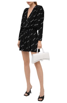 Женское платье из вискозы BALENCIAGA черно-белого цвета по цене 146000 руб., арт. 622268/TJLY3 | Фото 2 Женское платье из вискозы BALENCIAGA черно-белого цвета, арт. 622268/TJLY3 | Фото 2