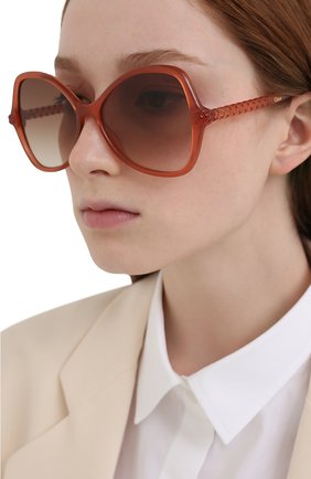 Женские солнцезащитные очки CHLOÉ розового цвета, арт. CH0001S | Фото 2 (Тип очков: С/з; Очки форма: Бабочка)