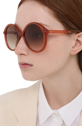 Женские солнцезащитные очки CHLOÉ розового цвета, арт. CH0002S | Фото 2 (Тип очков: С/з; Очки форма: Круглые)