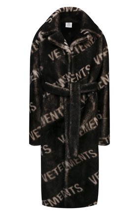 Женская шуба из овчины VETEMENTS черно-белого цвета по цене 565000 руб., арт. UE51C0900W 2401/W | Фото 1 Женская шуба из овчины VETEMENTS черно-белого цвета, арт. UE51C0900W 2401/W | Фото 1