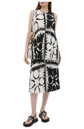 Женский топ REDVALENTINO черно-белого цвета по цене 55200 руб., арт. VR0AEC70/5SA | Фото 2 Женский топ REDVALENTINO черно-белого цвета, арт. VR0AEC70/5SA | Фото 2