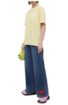 Женские джинсы GUCCI синего цвета по цене 68400 руб., арт. 623441/XDA6N | Фото 2 Женские джинсы GUCCI синего цвета, арт. 623441/XDA6N | Фото 2