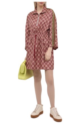 Женское шелковое платье GUCCI коричневого цвета по цене 158500 руб., арт. 628781/XJCL5 | Фото 2 Женское шелковое платье GUCCI коричневого цвета, арт. 628781/XJCL5 | Фото 2 (Рукава: Длинные; Материал внешний: Шелк; Женское Кросс-КТ: Платье-одежда; Случай: Повседневный; Длина Ж (юбки, платья, шорты): Мини; Стили: Спорт-шик)