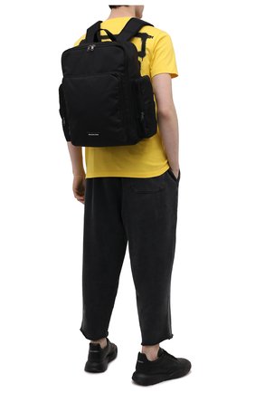 Мужской текстильный рюкзак skate BALENCIAGA черного цвета по цене 81950 руб., арт. 644036/2JM8X | Фото 2 Мужской текстильный рюкзак skate BALENCIAGA черного цвета, арт. 644036/2JM8X | Фото 2