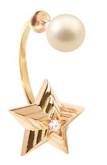 Женские серьга DELFINA DELETTREZ бесцветного цвета, арт. STAR5001.A | �Фото 2 (Драгоценные камни: Бриллианты; Материал сплава: Желтое золото)