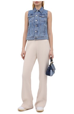Женский джинсовый жилет EMPORIO ARMANI синего цвета по цене 23550 руб., арт. 3K2BA1/2DG4Z | Фото 2 Женский джинсовый жилет EMPORIO ARMANI синего цвета, арт. 3K2BA1/2DG4Z | Фото 2