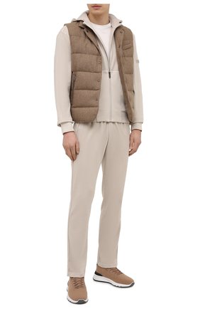 Мужской хлопковая толстовка Z ZEGNA кремвого цвета по цене 33350 руб., арт. VW413/ZZ813 | Фото 2 Мужской хлопковая толстовка Z ZEGNA кремвого цвета, арт. VW413/ZZ813 | Фото 2 (Материал внешний: Хлопок; Длина (для топов): Стандартные; Рукава: Длинные; Стили: Спорт-шик; Мужское Кросс-КТ: Толстовка-одежда)
