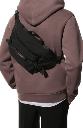 Мужская текстильная поясная сумка army BALENCIAGA черного цвета, арт. 644035/2BKPI | Фото 2 (Ремень/цепочка: На ремешке; Материал: Текстиль; Размер: large)