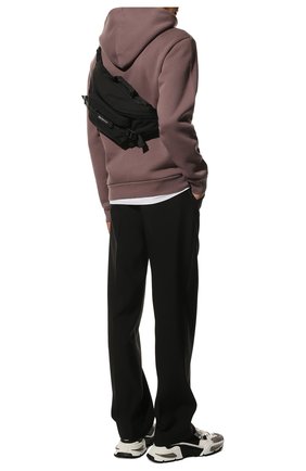 Мужская текстильная поясная сумка army BALENCIAGA черного цвета по цене 89100 руб., арт. 644035/2BKPI | Фото 3 Мужская текстильная поясная сумка army BALENCIAGA черного цвета, арт. 644035/2BKPI | Фото 3 (Случай: Повседневный; Ремень/цепочка: На ремешке; Материал: Текстиль; Размер: large)