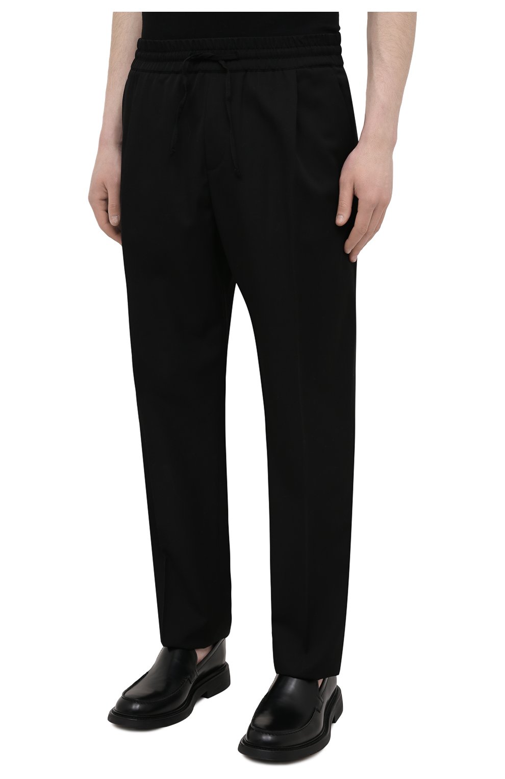 Мужские шерстяные брюки VERSACE черного цвета, арт. A88845/1F0737 | Фото 3 (Материал внешний: Шерсть; Длина (брюки, джинсы): Стандартные; Случай: Повседневный; Стили: Кэжуэл)