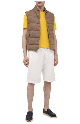 Мужская хлопковая футболка KITON желтого цвета по цене 57700 руб., арт. UK1274 | Фото 2 Мужская хлопковая футболка KITON желтого цвета, арт. UK1274 | Фото 2