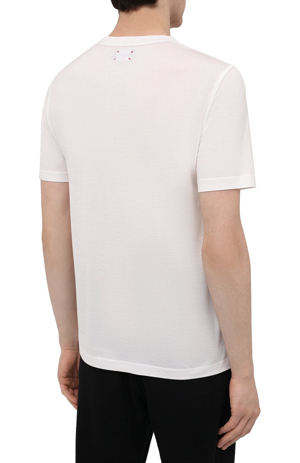 Мужская хлопковая футболка KITON белого цвета, арт. UK1274 | Фото 4 (Принт: Без принта; Рукава: Короткие; Длина (для топов): Стандартные; Региональные ограничения белый список (Axapta Mercury): RU; Материал внешний: Хлопок; Стили: Кэжуэл)