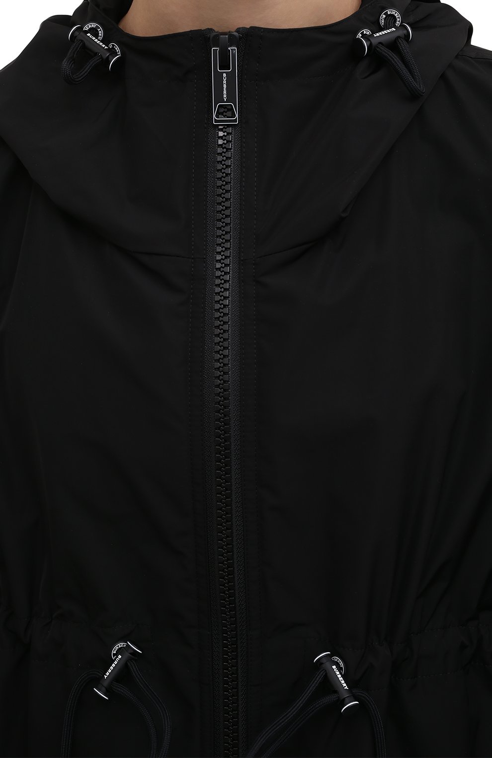 Женская ветровка BURBERRY черного цвета, арт. 8029470 | Фото 5 (Кросс-КТ: Куртка, Ветровка; Рукава: Длинные; Материал внешний: Синтетический материал; Материал подклада: Синтетический материал; Длина (верхняя одежда): Короткие; Стили: Кэжуэл)