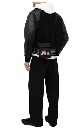 Мужская текстильная сумка PALM ANGELS черного цвета по цене 29950 руб., арт. PMNN001S21FAB0021060 | Фото 2 Мужская текстильная сумка PALM ANGELS черного цвета, арт. PMNN001S21FAB0021060 | Фото 2
