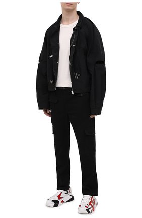 Мужские хлопковые брюки-карго DOLCE & GABBANA черного цвета по цене 83850 руб., арт. GWGRXT/GEQ02 | Фото 2 Мужские хлопковые брюки-карго DOLCE & GABBANA черного цвета, арт. GWGRXT/GEQ02 | Фото 2
