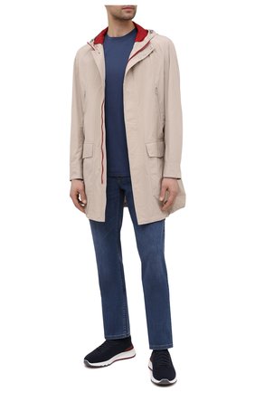 Мужская футболка TOM FORD темно-синего цвета по цене 17850 руб., арт. BW229/TFJ950 | Фото 2 Мужская футболка TOM FORD темно-синего цвета, арт. BW229/TFJ950 | Фото 2 (Материал внешний: Лиоцелл, Хлопок; Длина (для топов): Стандартные; Принт: Без принта; Рукава: Короткие; Стили: Кэжуэл)