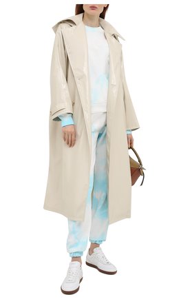Женские хлопковые джоггеры FORTE DEI MARMI COUTURE голубого цвета по цене 27450 руб., арт. 21SF9082 | Фото 2 Женские хлопковые джоггеры FORTE DEI MARMI COUTURE голубого цвета, арт. 21SF9082 | Фото 2