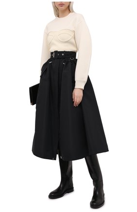 Женская юбка ALEXANDER MCQUEEN черного цвета по цене 151500 руб., арт. 657001/QEACM | Фото 2 Женская юбка ALEXANDER MCQUEEN черного цвета, арт. 657001/QEACM | Фото 2 (Материал внешний: Синтетический материал; Длина Ж (юбки, платья, шорты): Миди; Женское Кросс-КТ: Юбка-одежда; Стили: Романтичный)