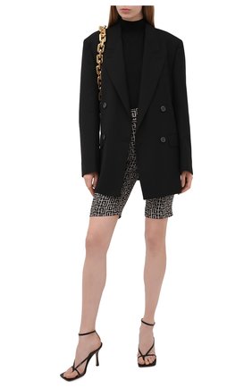Женские шерстяные шорты BALMAIN черно-белого цвета по цене 84400 руб., арт. VF0PB020/W126 | Фото 2 Женские шерстяные шорты BALMAIN черно-белого цвета, арт. VF0PB020/W126 | Фото 2
