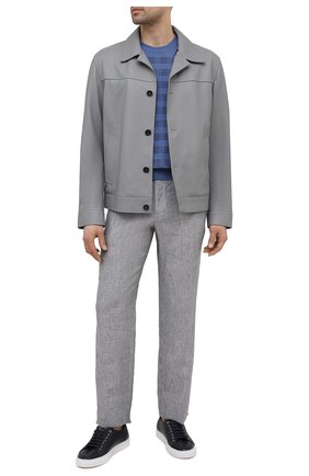 Мужской хлопковый джемпер BRIONI синего цвета по цене 75150 руб., арт. UMQ90L/P0K11 | Фото 2 Мужской хлопковый джемпер BRIONI синего цвета, арт. UMQ90L/P0K11 | Фото 2 (Материал внешний: Хлопок; Рукава: Длинные; Длина (для топов): Стандартные; Мужское Кросс-КТ: Джемперы; Стили: Кэжуэл; Принт: С принтом; Вырез: Круглый; Региональные ограничения белый список (Axapta Mercury): RU)