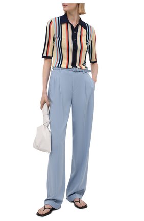 Женские шерстяные брюки RALPH LAUREN голубого цвета по цене 109000 руб., арт. 290840158 | Фото 2 Женские шерстяные брюки RALPH LAUREN голубого цвета, арт. 290840158 | Фото 2 (Длина (брюки, джинсы): Удлиненные; Силуэт Ж (брюки и джинсы): Прямые; Материал внешний: Шерсть; Стили: Романтичный; Женское Кросс-КТ: Брюки-одежда)