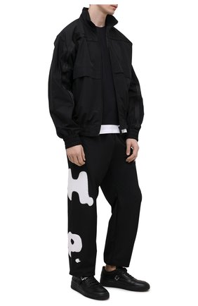 Мужские джоггеры HERON PRESTON черного цвета по цене 43900 руб., арт. HMCA014S21FAB0011001 | Фото 2 Мужские джоггеры HERON PRESTON черного цвета, арт. HMCA014S21FAB0011001 | Фото 2