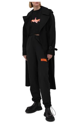 Женские джоггеры HERON PRESTON черного цвета по цене 47000 руб., арт. HWCA023R21FAB0011000 | Фото 2 Женские джоггеры HERON PRESTON черного цвета, арт. HWCA023R21FAB0011000 | Фото 2