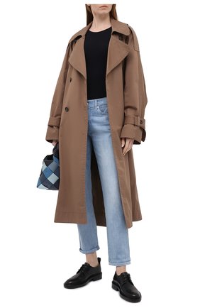 Женские джинсы 7 FOR ALL MANKIND голубого цвета по цене 23250 руб., арт. JSDSR510RN | Фото 2 Женские джинсы 7 FOR ALL MANKIND голубого цвета, арт. JSDSR510RN | Фото 2
