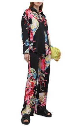 Женские брюки MSGM разноцветного цвета по цене 28750 руб., арт. 3042MDP114 217352 | Фото 2 Женские брюки MSGM разноцветного цвета, арт. 3042MDP114 217352 | Фото 2