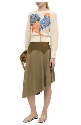 Женский хлопковый свитер MSGM кремвого цвета по цене 42400 руб., арт. 3042MDM226 217488 | Фото 2 Женский хлопковый свитер MSGM кремвого цвета, арт. 3042MDM226 217488 | Фото 2