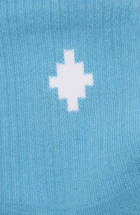 Детские хлопковые носки MARCELO BURLON KIDS OF MILAN голубого цвета по цене 1995 руб., арт. 21E/B/MB/6000/7010 | Фото 2 Детские хлопковые носки MARCELO BURLON KIDS OF MILAN голубого цвета, арт. 21E/B/MB/6000/7010 | Фото 2