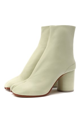 Женские кожаные ботильоны tabi MAISON MARGIELA светло-зеленого цвета по цене 71950 руб., арт. S58WU0260/P3753 | Фото 1 Женские кожаные ботильоны tabi MAISON MARGIELA светло-зеленого цвета, арт. S58WU0260/P3753 | Фото 1