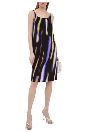 Женское шелковое платье DRIES VAN NOTEN разноцветного цвета по цене 84450 руб., арт. 211-11055-2087 | Фото 2 Женское шелковое платье DRIES VAN NOTEN разноцветного цвета, арт. 211-11055-2087 | Фото 2 (Материал внешний: Шелк; Случай: Повседневный; Стили: Романтичный; Женское Кросс-КТ: Сарафаны, Платье-одежда; Длина Ж (юбки, платья, шорты): До колена; Региональные ограничения белый список (Axapta Mercury): RU; Рукава: На бретелях)
