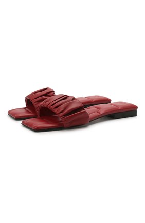 Женские кожаные шлепанцы crete KHAITE красного цвета по цене 68650 руб., арт. F4025-723/CRETE | Фото 1 Женские кожаные шлепанцы crete KHAITE красного цвета, арт. F4025-723/CRETE | Фото 1