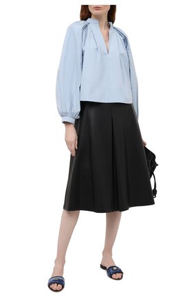 Женские комбинированные шлепанцы DOLCE & GABBANA синего цвета по цене 43050 руб., арт. CQ0442/A0621 | Фото 2 Женские комбинированные шлепанцы DOLCE & GABBANA синего цвета, арт. CQ0442/A0621 | Фото 2 (Каблук высота: Низкий; Материал внешний: Текстиль; Материал внутренний: Натуральная кожа; Подошва: Плоская)
