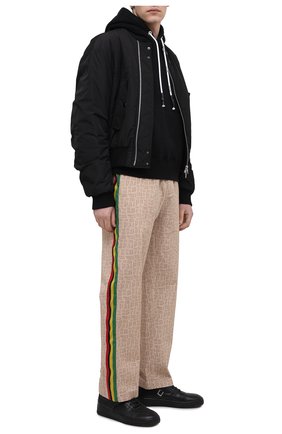 Мужские хлопковые брюки PALM ANGELS бежевого цвета по цене 64500 руб., арт. PMCG002S21FAB0046161 | Фото 2 Мужские хлопковые брюки PALM ANGELS бежевого цвета, арт. PMCG002S21FAB0046161 | Фото 2 (Стили: Гранж; Длина (брюки, джинсы): Стандартные; Случай: Повседневный; Материал внешний: Хлопок)