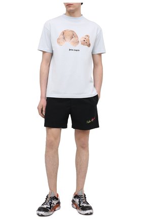 Мужские хлопковые шорты PALM ANGELS черного цвета по цене 43900 руб., арт. PMCB034S21FAB0031084 | Фото 2 Мужские хлопковые шорты PALM ANGELS черного цвета, арт. PMCB034S21FAB0031084 | Фото 2