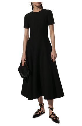 Женские кожаные балетки roman stud runway VALENTINO черного цвета по цене 83450 руб., арт. VW0S0BY5/ZWM | Фото 2 Женские кожаные балетки roman stud runway VALENTINO черного цвета, арт. VW0S0BY5/ZWM | Фото 2