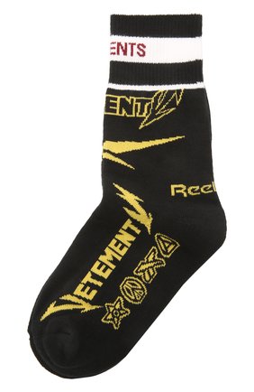 Женские хлопковые носки VETEMENTS черного цвета по цене 11250 руб., арт. UE51S0200B 1053/W | Фото 1 Женские хлопковые носки VETEMENTS черного цвета, арт. UE51S0200B 1053/W | Фото 1